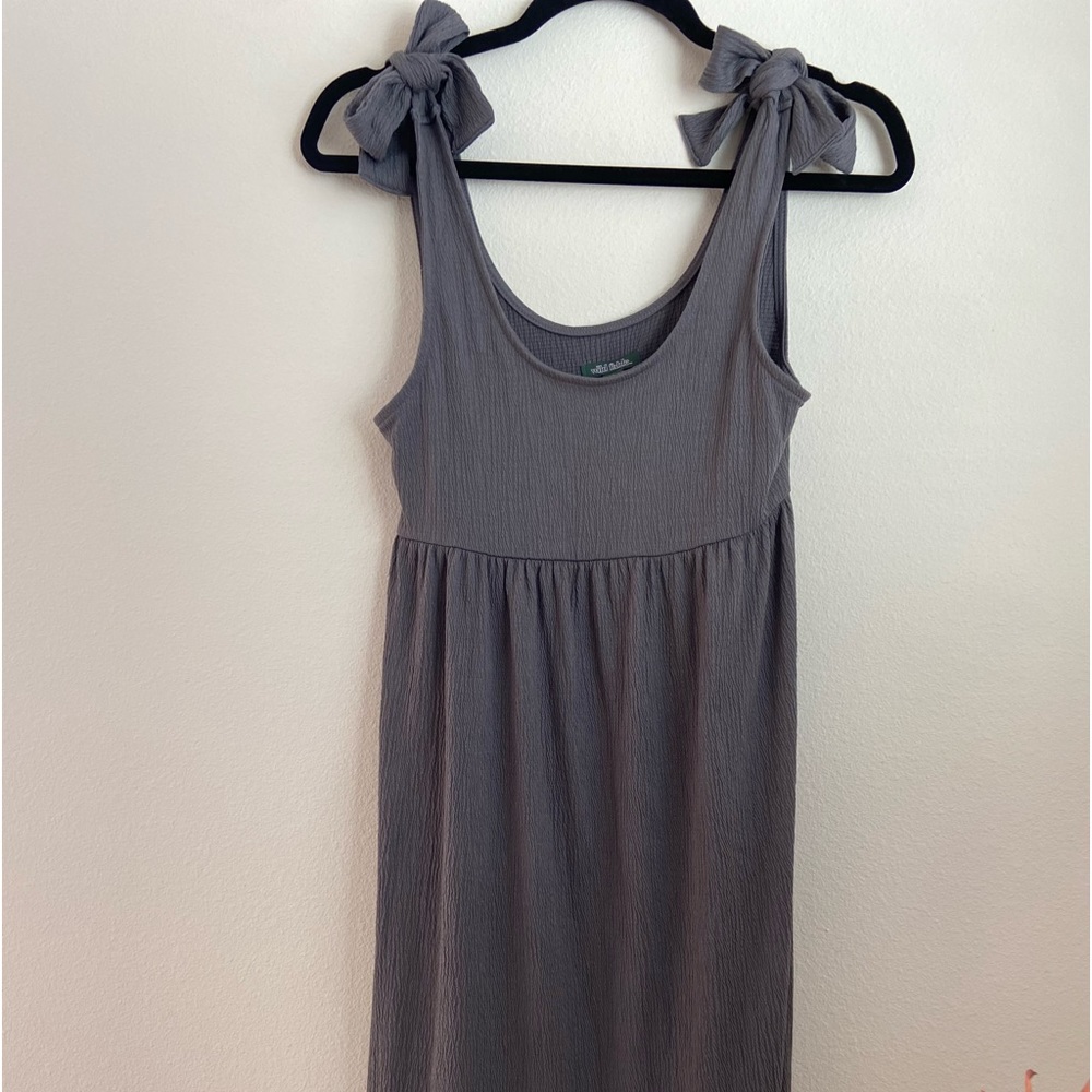 Wild fable dress. Grey. Never worn. Size small.